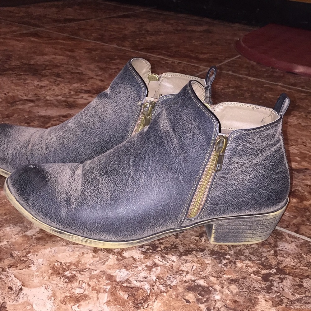 Booties! - Picture 2 of 4